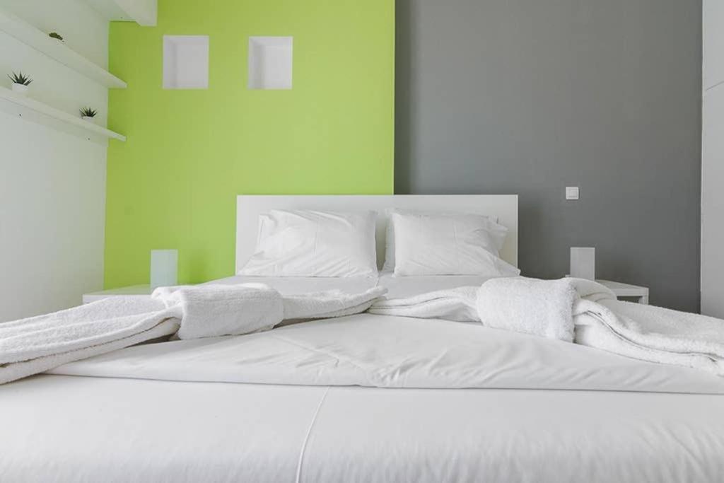 דירות אתונה Sunlit 2Br Oasis In Metaxourghio 3Min From Metro מראה חיצוני תמונה