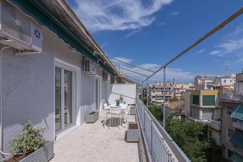 דירות אתונה Sunlit 2Br Oasis In Metaxourghio 3Min From Metro מראה חיצוני תמונה