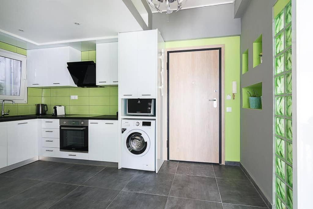 דירות אתונה Sunlit 2Br Oasis In Metaxourghio 3Min From Metro מראה חיצוני תמונה