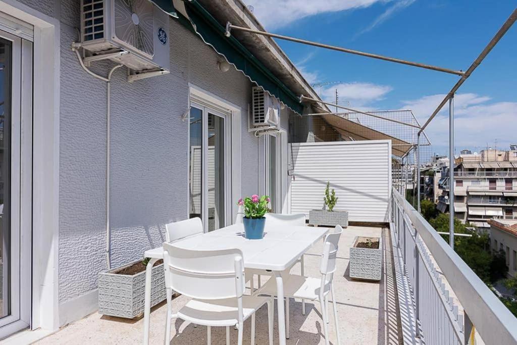 דירות אתונה Sunlit 2Br Oasis In Metaxourghio 3Min From Metro מראה חיצוני תמונה